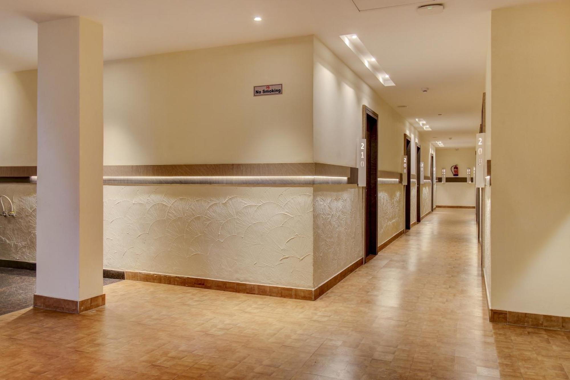 Townhouse Geetraj Near Shalimar Gateway Lucknow Ξενοδοχείο Εξωτερικό φωτογραφία