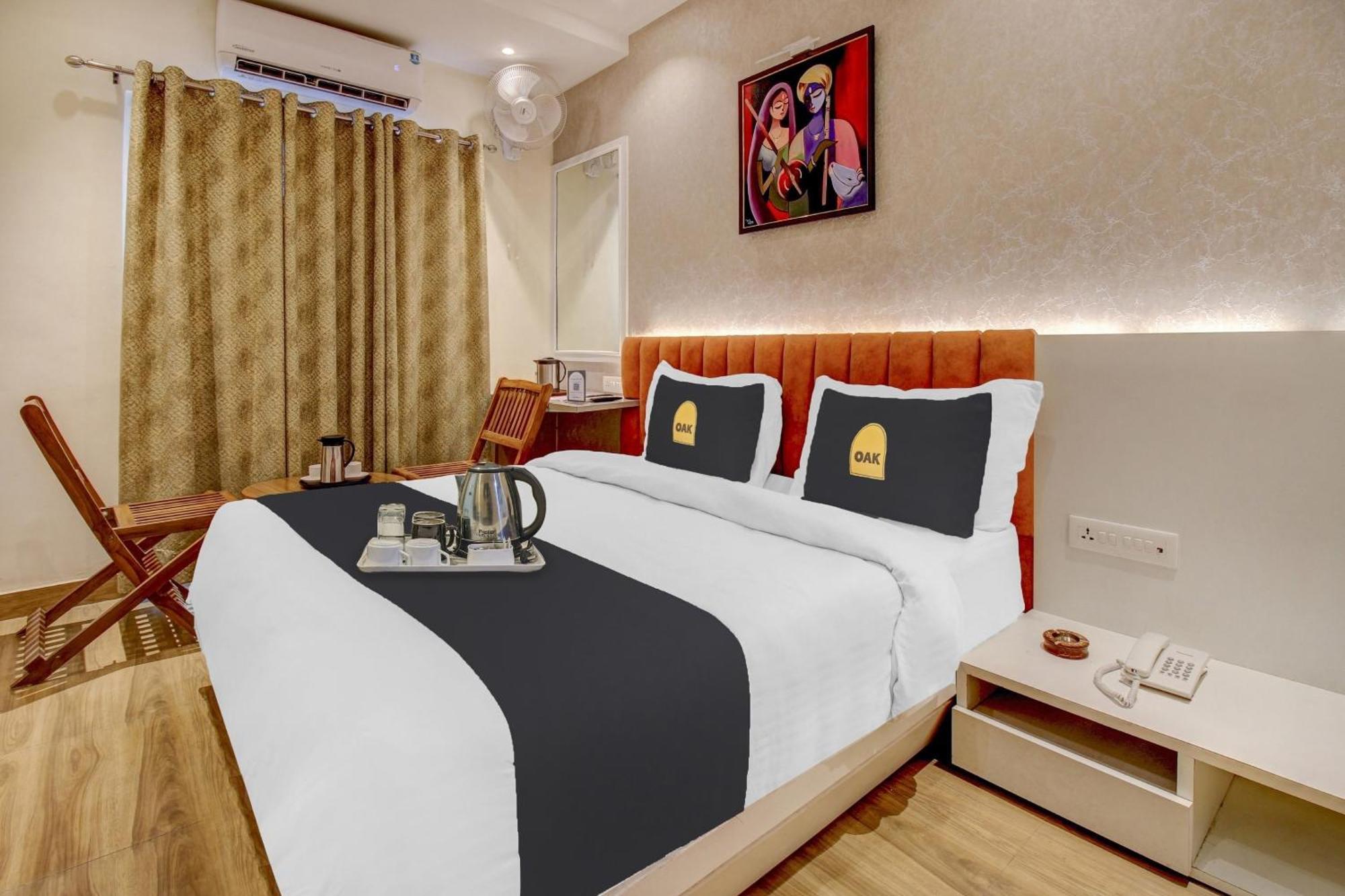 Super Townhouse Geetraj Near Shalimar Gateway Lucknow Ξενοδοχείο Εξωτερικό φωτογραφία