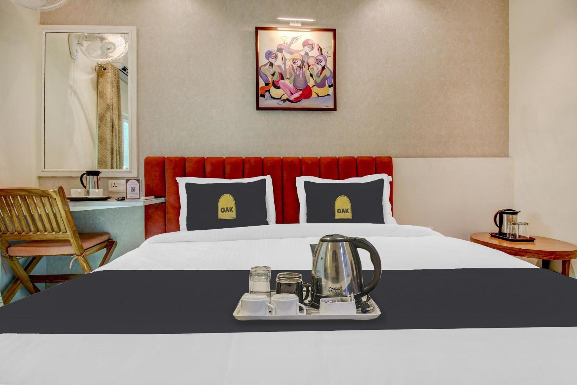Super Townhouse Geetraj Near Shalimar Gateway Lucknow Ξενοδοχείο Εξωτερικό φωτογραφία