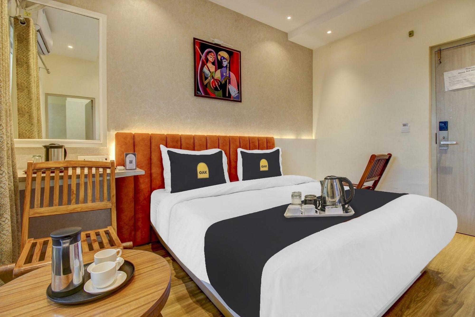 Townhouse Geetraj Near Shalimar Gateway Lucknow Ξενοδοχείο Εξωτερικό φωτογραφία