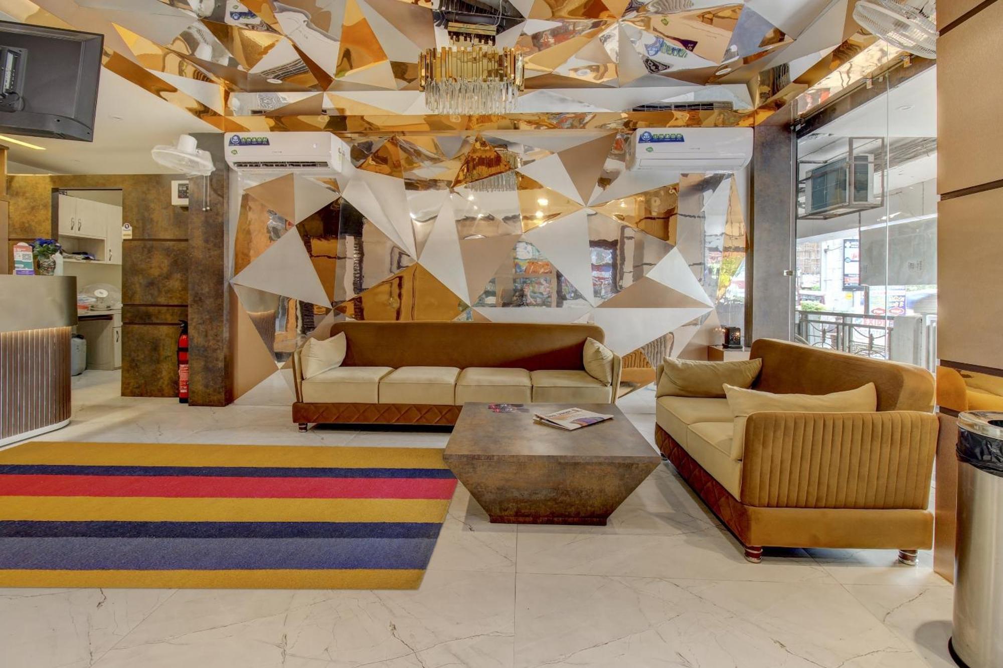 Super Townhouse Geetraj Near Shalimar Gateway Lucknow Ξενοδοχείο Εξωτερικό φωτογραφία